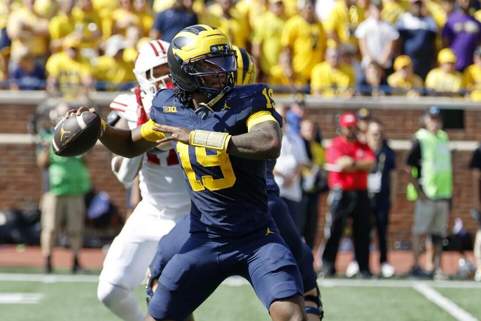 Michigan Faces ‘Rigging’ Allegations by Fans as Referees Do Wisconsin ...