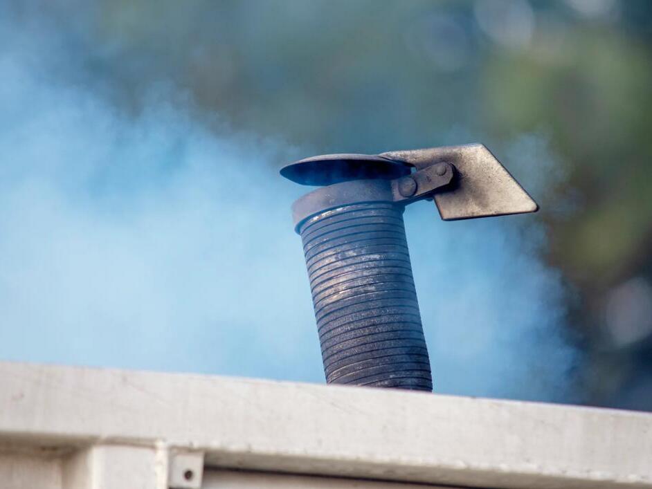 EPA trying to get rid of old diesel emissions in Kansas & Missouri