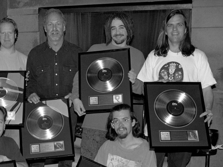 Music Exec Eddie Rosenblatt, Behind Guns N’ Roses and Nirvana, Dies at 89
