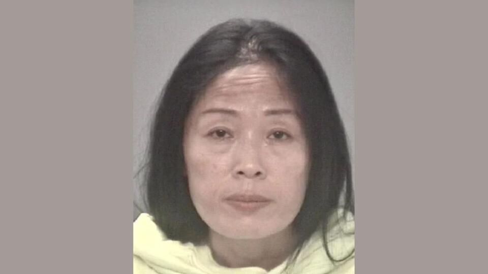 Florida Woman Accused of Pouring Acid on Man in Bed, Arrested on ...
