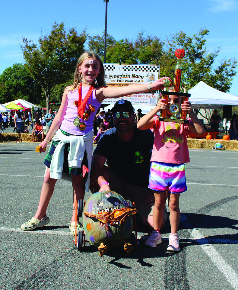 “Lord Gobbler” gobbles up the Pumpkin Racer trophy - NewsBreak
