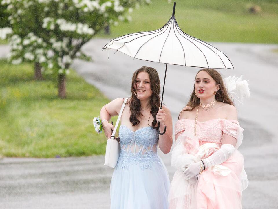 the-2024-dallastown-high-school-prom-see-50-photos-from-saturday-s-event