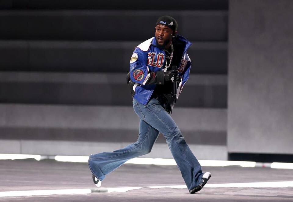 The Most Iconic Rapper Jeans Through the Decades - NewsBreak