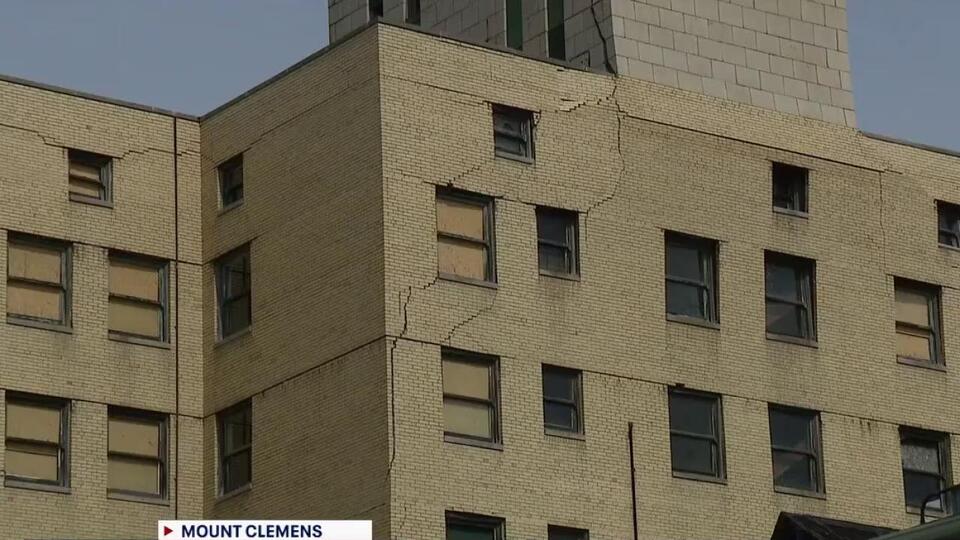 Crumbling former Macomb Daily building raises safety concerns - NewsBreak