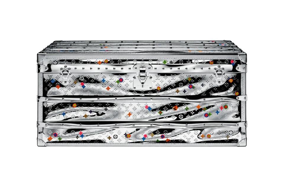 Louis Vuitton’s trunks underwater