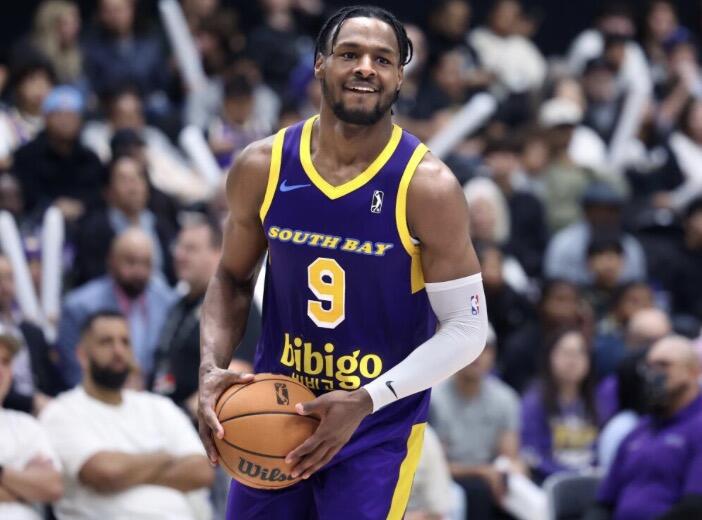 Bronny James Wrecks Havoc Scoring 39 Points - NewsBreak