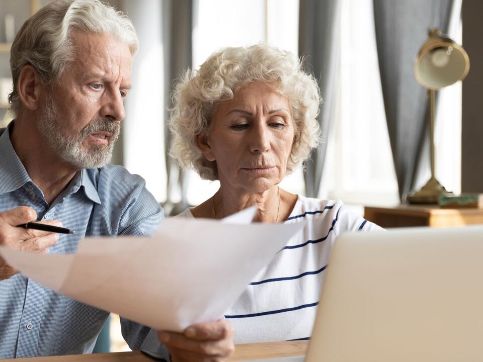 7 Ways Upper-Class People Become Poor in Retirement