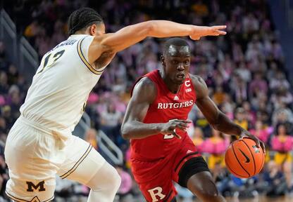 College basketball discount live stream free