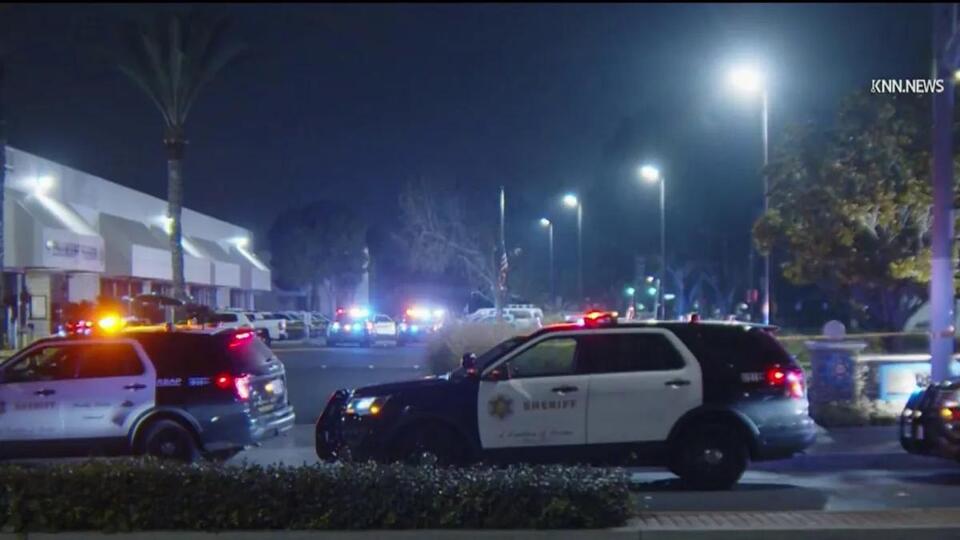 Man with machete shot and killed by deputies in Paramount - NewsBreak