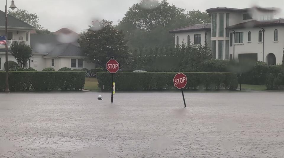 Heavy rain causes flooding across NJ, forcing road closures & stranding ...