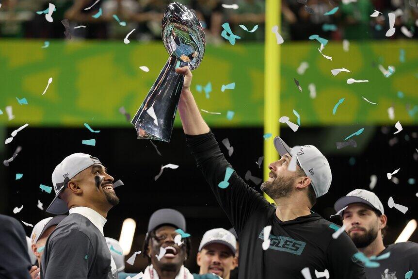 Which NFL Teams Are Still Undefeated in the 2025-2026 Season? - NewsBreak