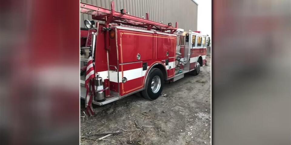 Oregon couple face charges of pretending to be firefighters in LA ...