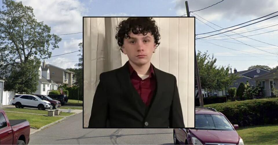 17-year-old stabbed another teen to death at massive house party where ...