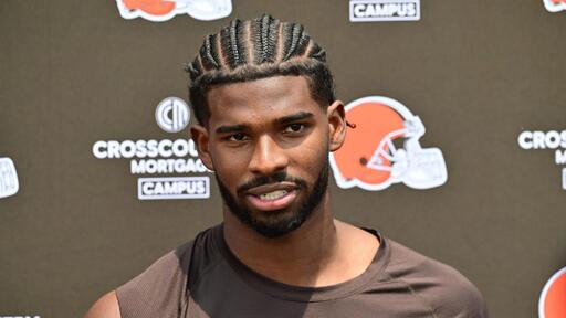Why Are Shedeur Sanders Fans Refusing To Buy His Browns Jersey? How His NFL  Draft Slide Led To a Boycott - NewsBreak