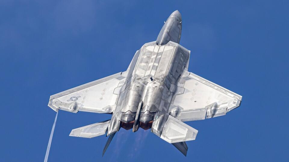 Will Engine Upgrades Improve the F-22 Raptor’s Readiness Rate? - NewsBreak