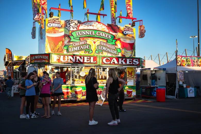 ‘There’s no one here’: Tulsa State Fair vendors say crowds and spending ...
