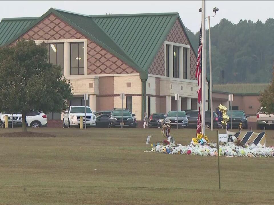 Apalachee High students return to class after school shooting Community offers support