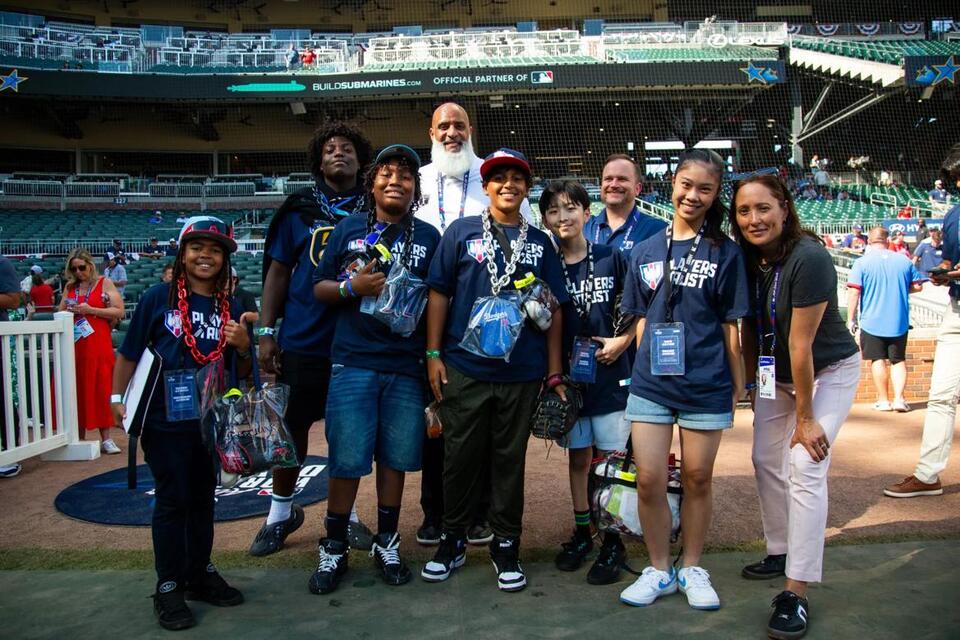 Local students mix math and baseball with MLB STEM League - NewsBreak