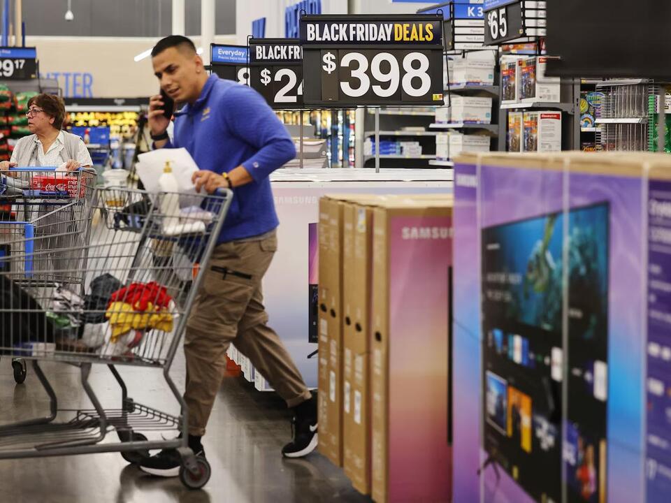 Here’s which stores are open and closed on Thanksgiving, Black Friday