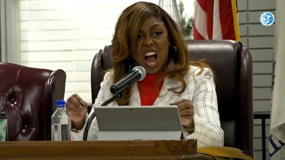 Dolton mayor Tiffany Henyard others hit with federal lawsuit over