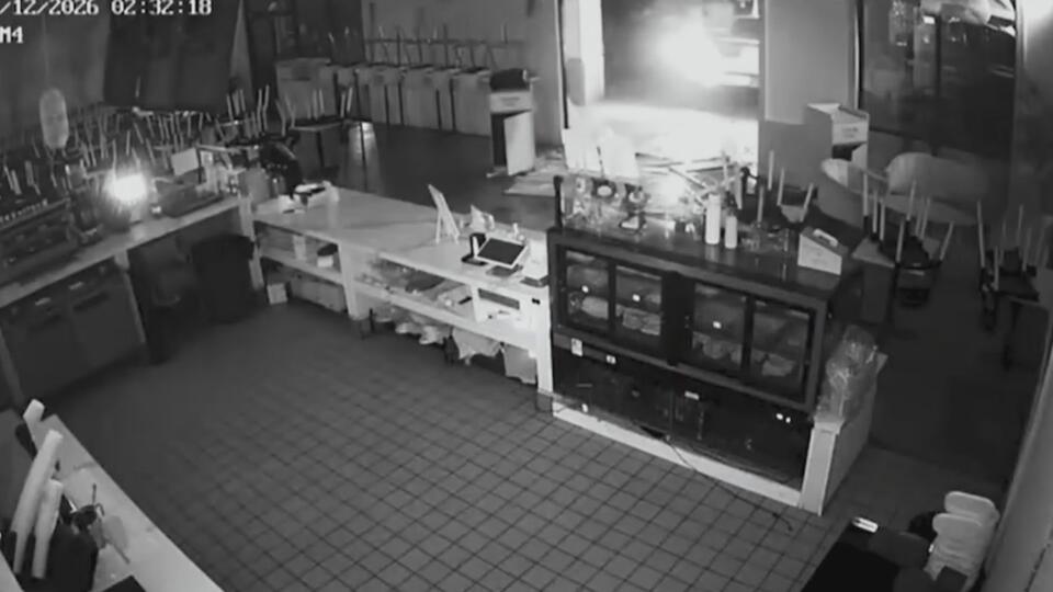 Thieves ram car into Fremont coffee shop that suffers another break-in
