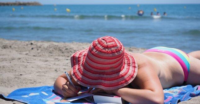 Survey Shows Dangerous Rise In Sun Tanning As Myths Persist TrendRadars