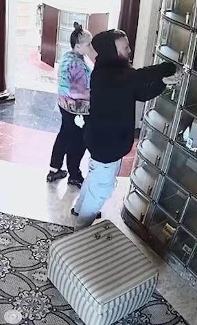 Trio of ‘tomb raiders' stole heirlooms left in cemeteries in at least nine states, cops say