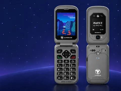 New $389 rugged flip phones can message Signal users but won't let you ...