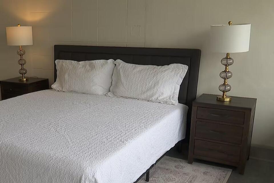 Town Terrace Apartments are now available to rent - NewsBreak - Town And Country Top Floor Apartments