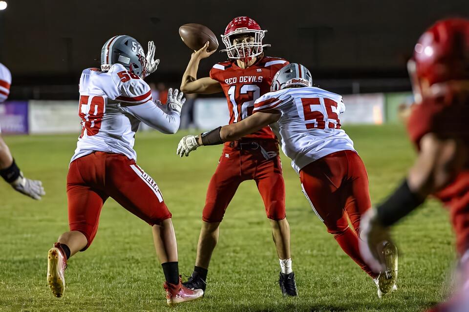 GCHS football to shift to 8-player format - NewsBreak