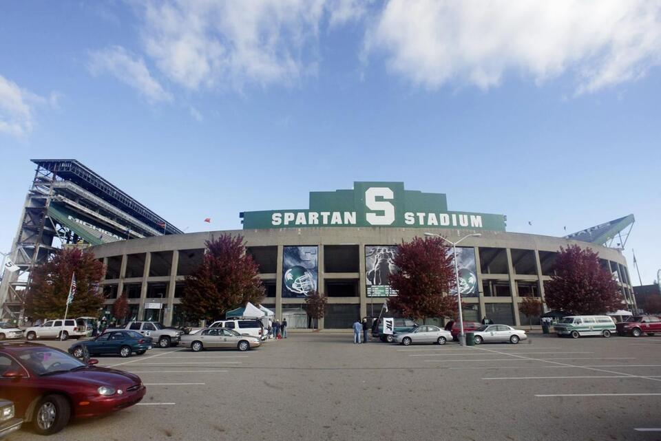 MSU Athletics Allows Tailgating at Munn Field - NewsBreak