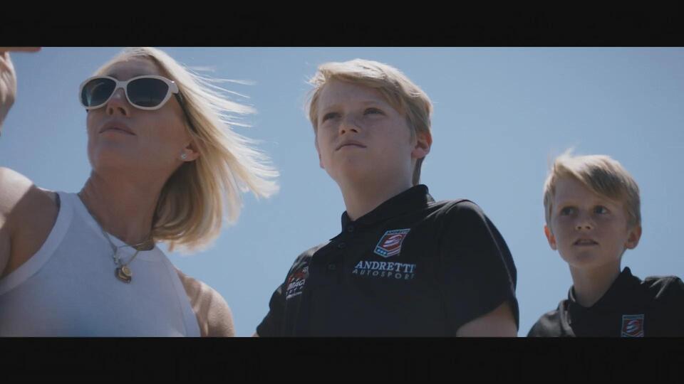 Susie Wheldon's Husband Died After a Horrific Car Crash. Now Her Sons ...