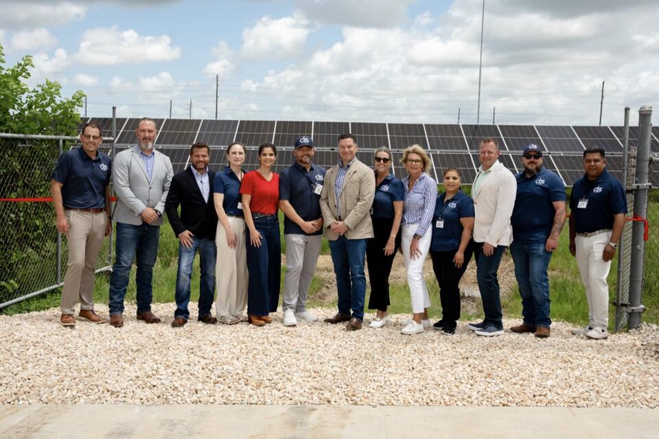Katy-Headquartered Igloo Unveils Nearly 7,800-Panel Solar Project at ...