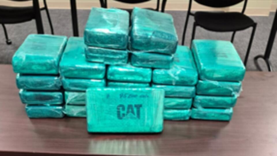 Cocaine bust: Deputies charge man with trafficking 25 kilograms - NewsBreak