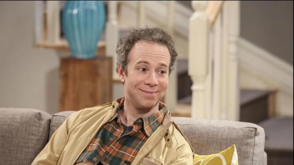 The Big Bang Theory spinoff series Stuart Fails To Save The Universe