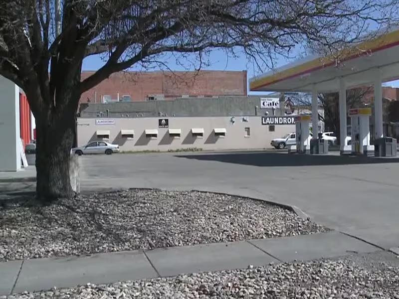 Police respond to armed robbery at northeast Lincoln gas station