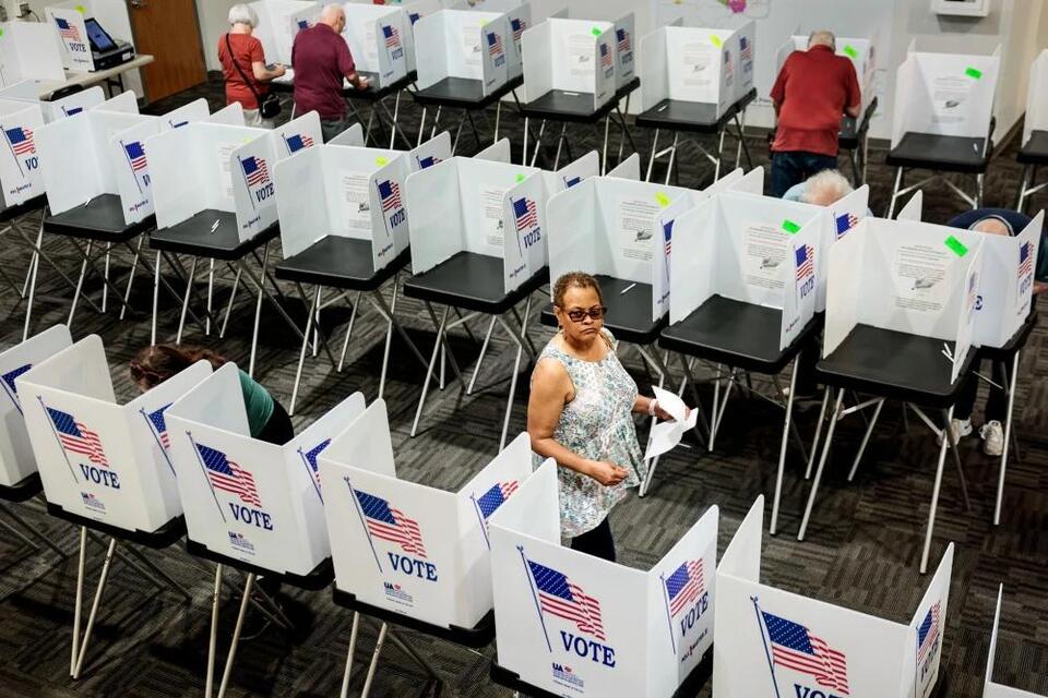 led effort to raise bar to pass constitutional amendments