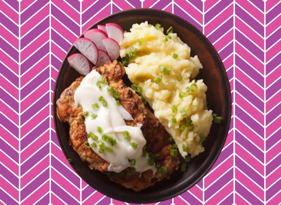 5 Restaurant Chains With the Best Country Fried Steak and Loaded Mashed ...