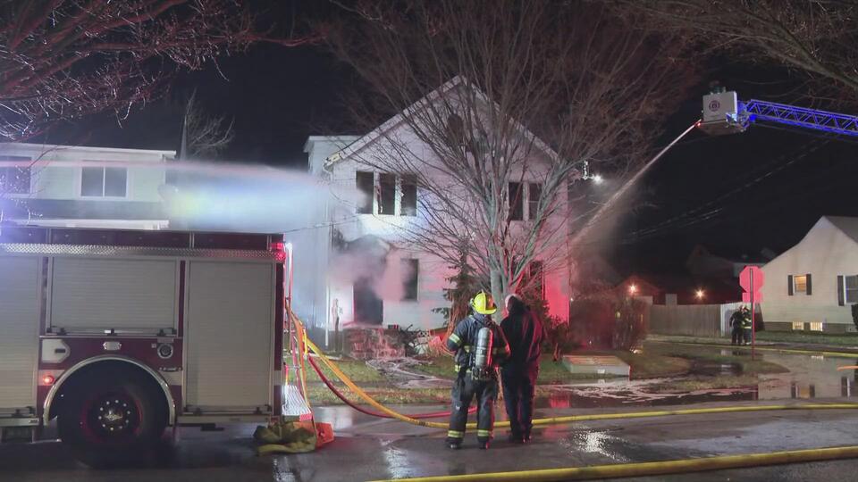 Overnight incident in Cleveland: SWAT responds as man allegedly starts ...