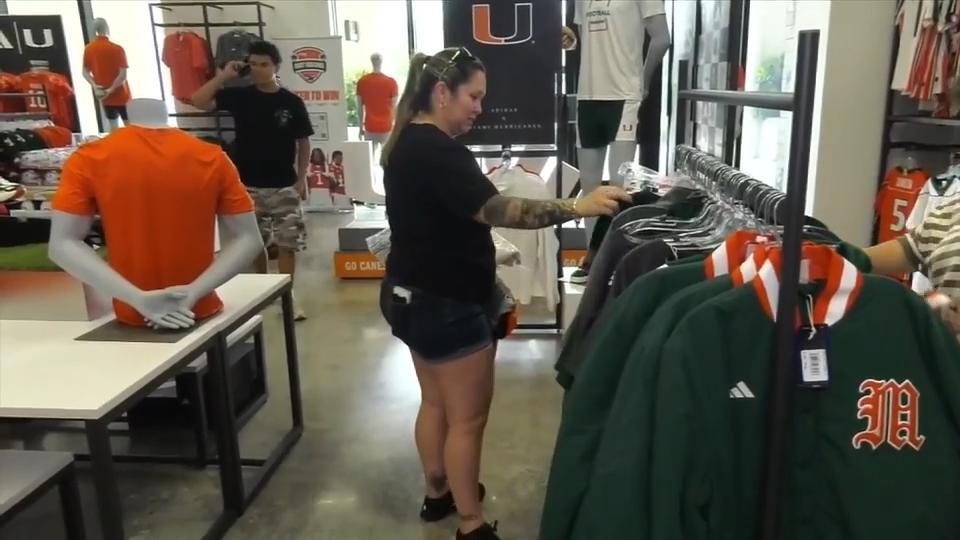 Canes fans celebrate University of Miami's number one ranking