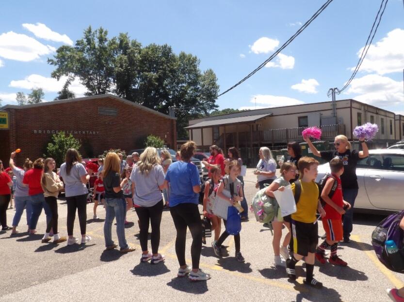 Clendenin Elementary students get big send off on the last day of