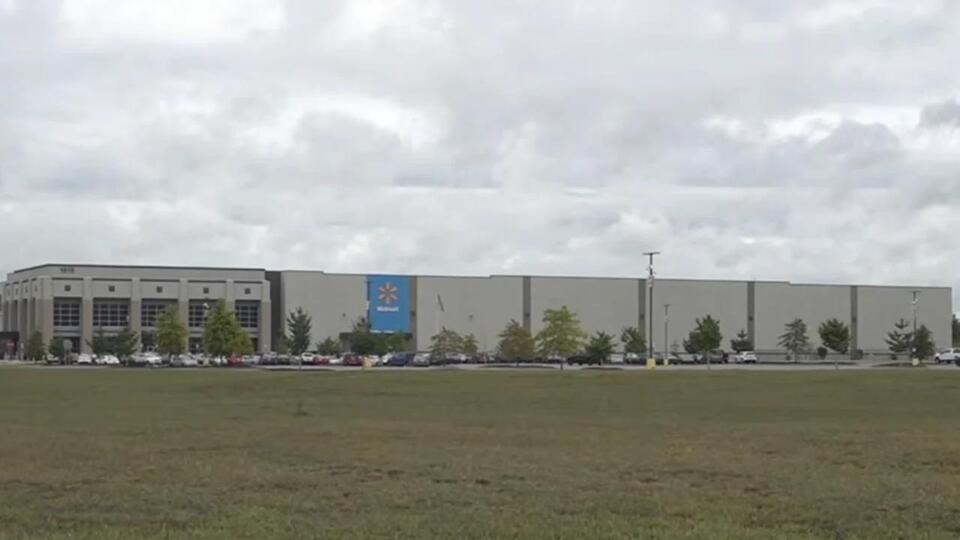 About 120 Sick, 30 Hospitalized After Mass Illness at Tennessee Walmart ...