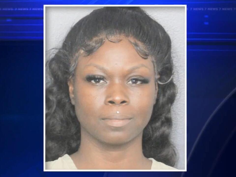 Plantation woman arrested after being accused of leaving 3 kids alone at home while she went to work