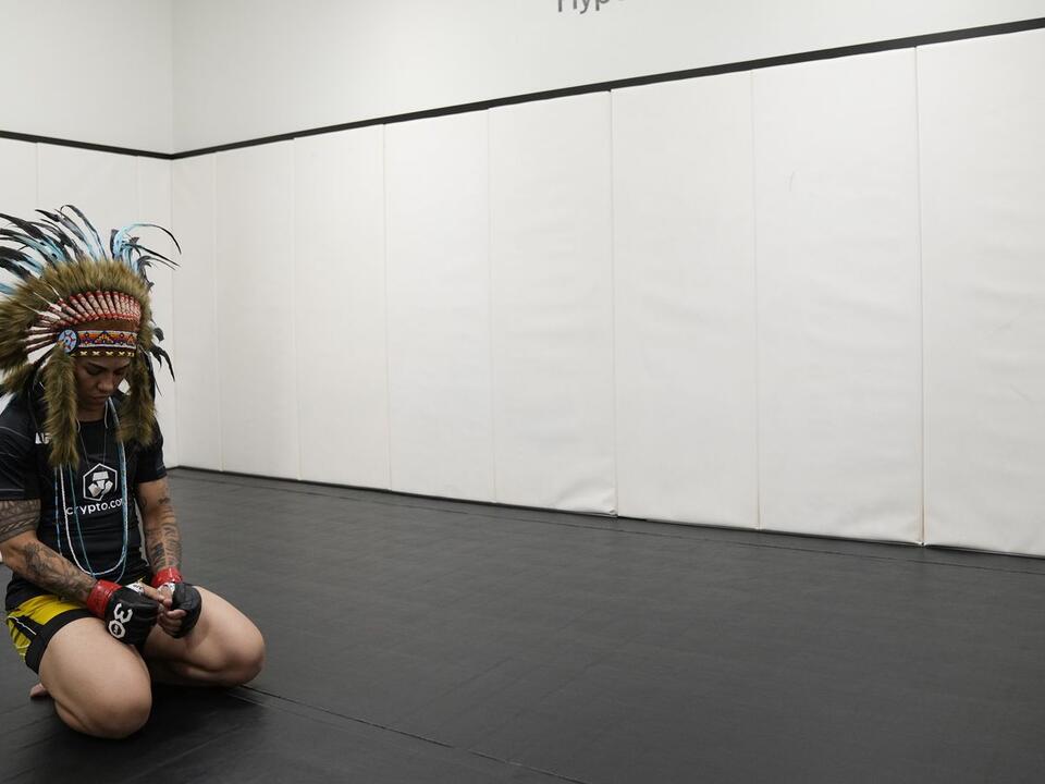 New UFC 300 fight announced! Record-setting former champ returns for