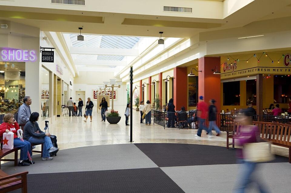 Bayfair Center Mall in San Leandro, CA is Disappearing Before Your Eyes ...