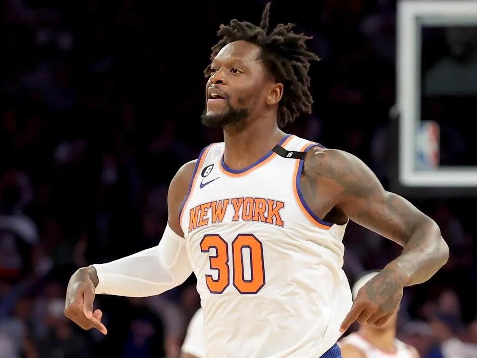 Lakers vs. Knicks odds, line, spread, time 2023 NBA picks, December 18