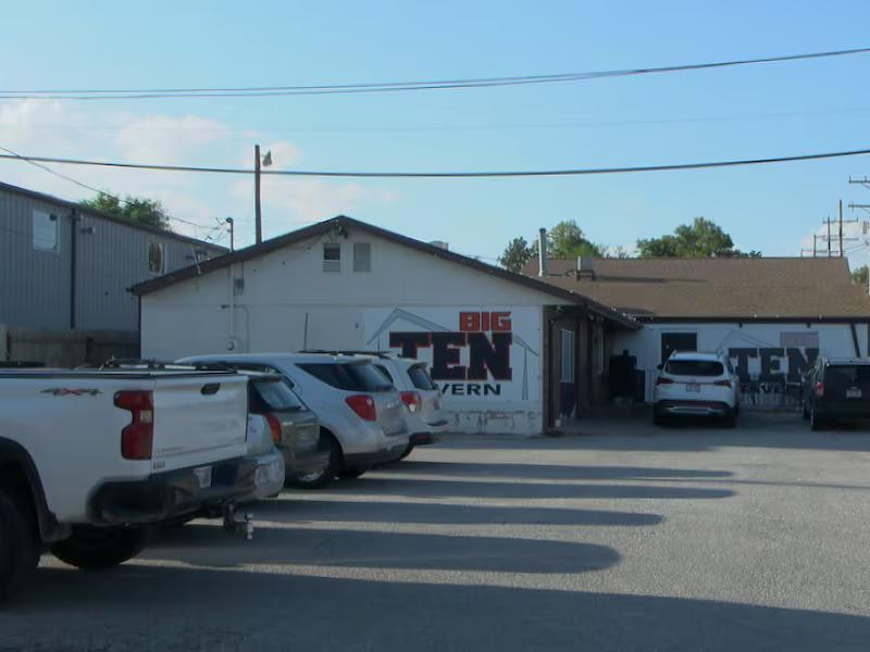 bar owner lives out his dream with family at Big Ten Tavern