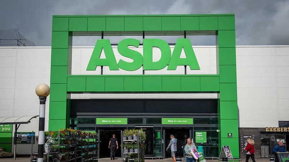 Move over, M&S – ASDA's £3.35 Merry Munch Mix is more than 50% cheaper ...