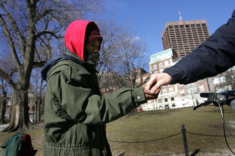 What Panhandlers Can and Can’t Do in Michigan