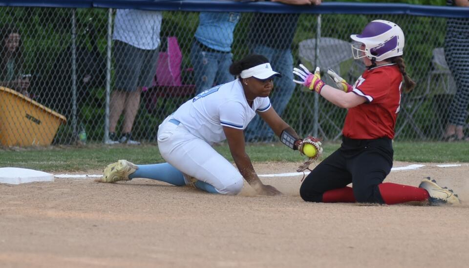 Bates, Meyer, Wilson receive honors
